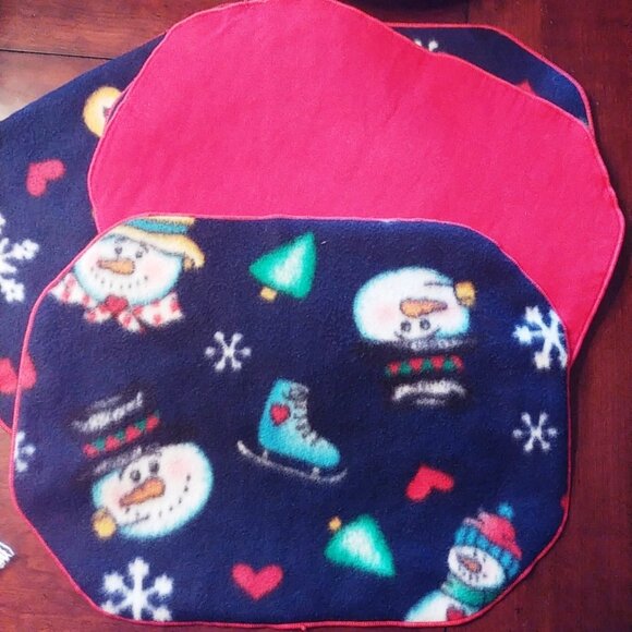 EUC Vintage Christmas Snowman Plates & Placemats Bundle + - Picture 7 of 7